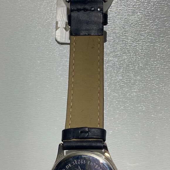 Universal Studio Island Of Adventure Sam I Am Black Leather Strap Wristwatch - Picture 5 of 8